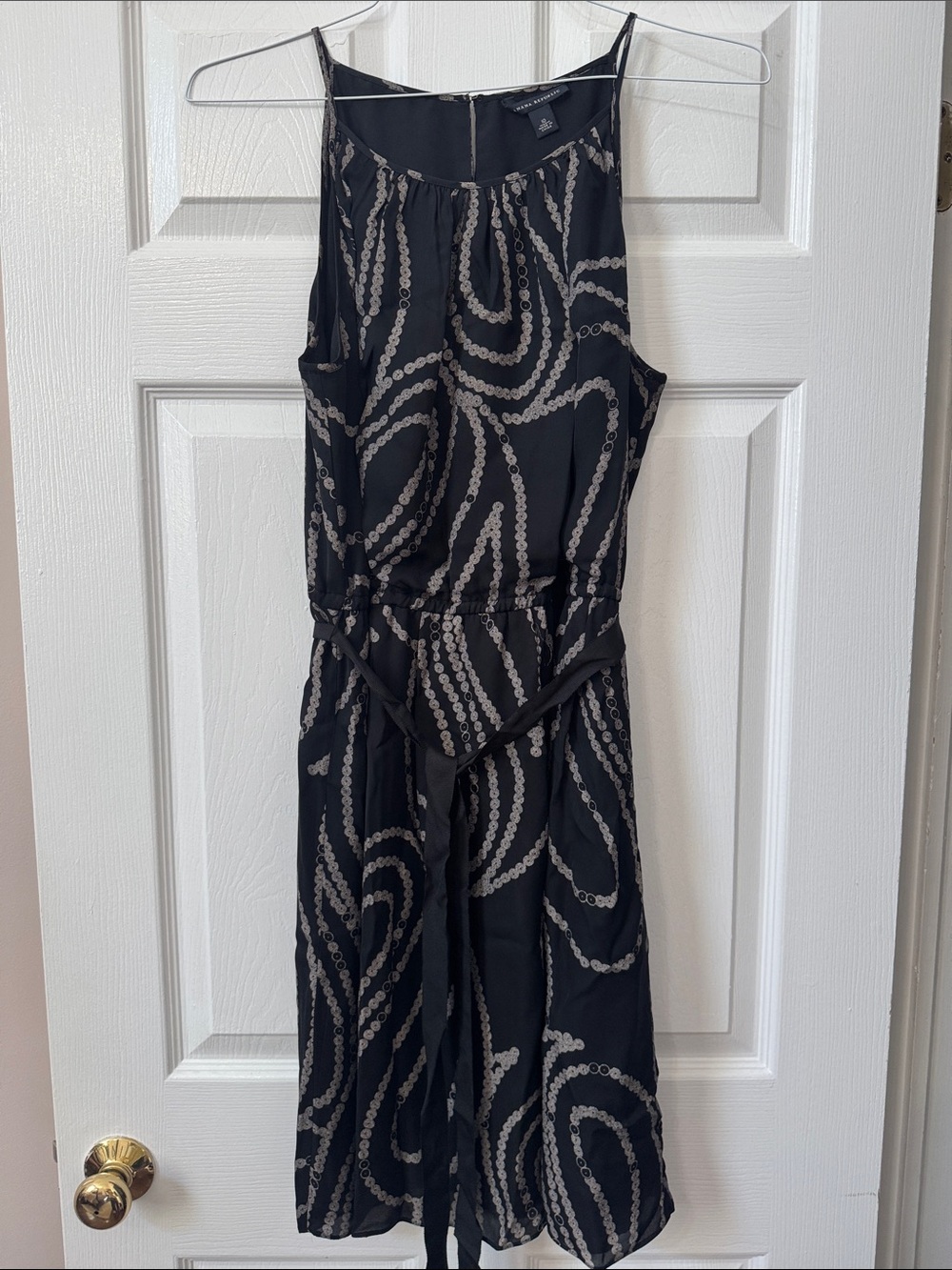 Black Patterned Sleeveless Dress - Size 10. Banana Republic.